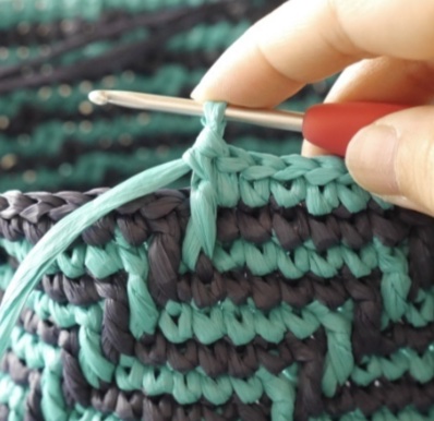 スクエア・マルシェバッグ サイドの編み方 | かぎ針編み初心者のための